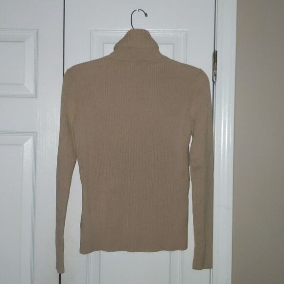 Tommy Hilfiger tan turtleneck with red and black stripe Sz S - Picture 4 of 4